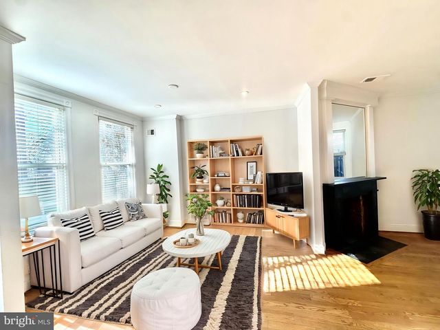 769 KENYON ST NW, Washington, DC 20010