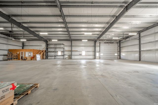 9001 S County Road 700 W, Daleville, IN 47334