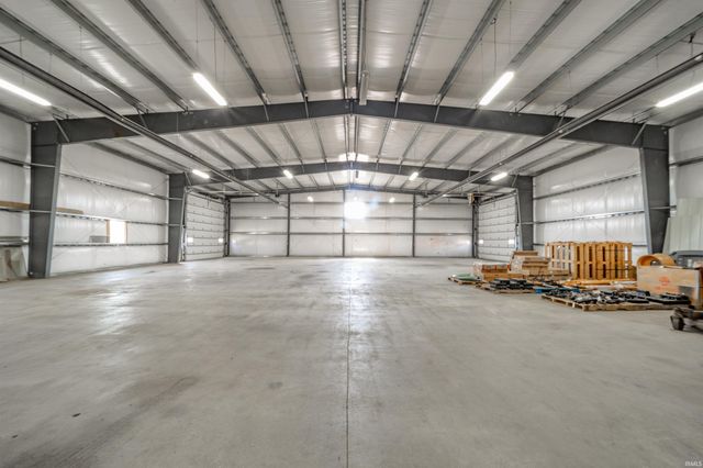 9001 S County Road 700 W, Daleville, IN 47334