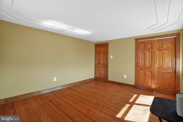 902 SURREY DR, Blue Bell, PA 19422