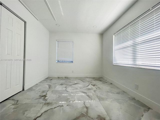 1649 NE 8th Ave, Fort Lauderdale, FL 33305