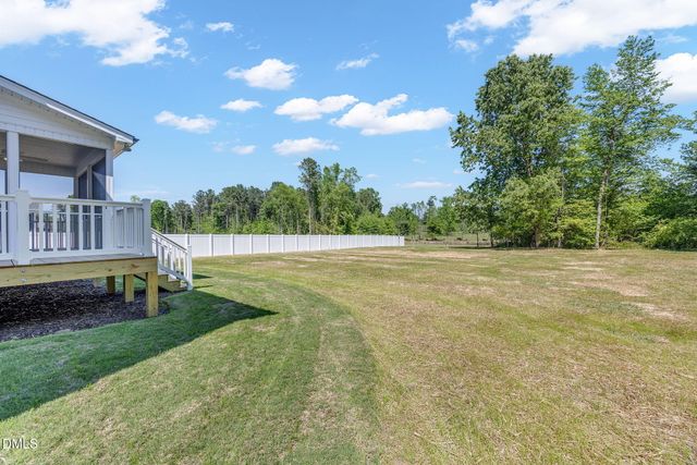 303 Freedom Rdg Drive, Smithfield, NC 27577