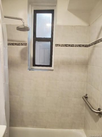 33-44 Junction Boulevard 6X, Jackson Heights, NY 11372