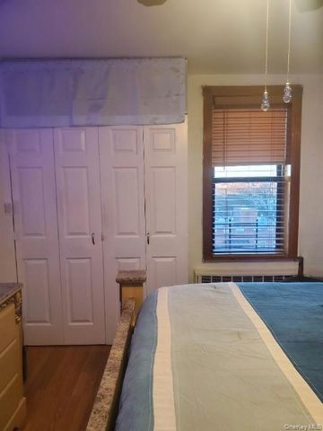 33-44 Junction Boulevard 6X, Jackson Heights, NY 11372