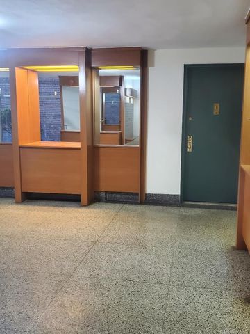 33-44 Junction Boulevard 6X, Jackson Heights, NY 11372