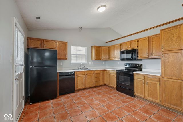 908 Washington Cove Lane, Indianapolis, IN 46229