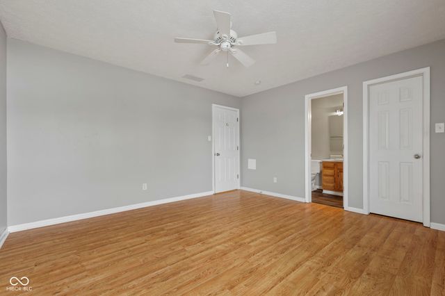 908 Washington Cove Lane, Indianapolis, IN 46229