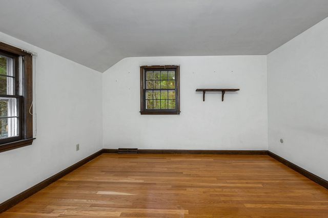 15 Wagontrail Road, Chelmsford, MA 01824