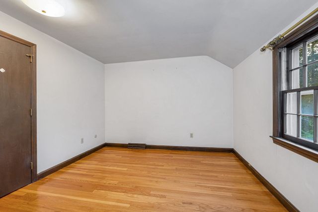 15 Wagontrail Road, Chelmsford, MA 01824