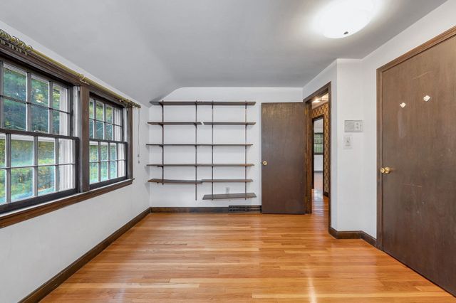 15 Wagontrail Road, Chelmsford, MA 01824