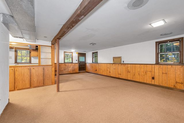 15 Wagontrail Road, Chelmsford, MA 01824