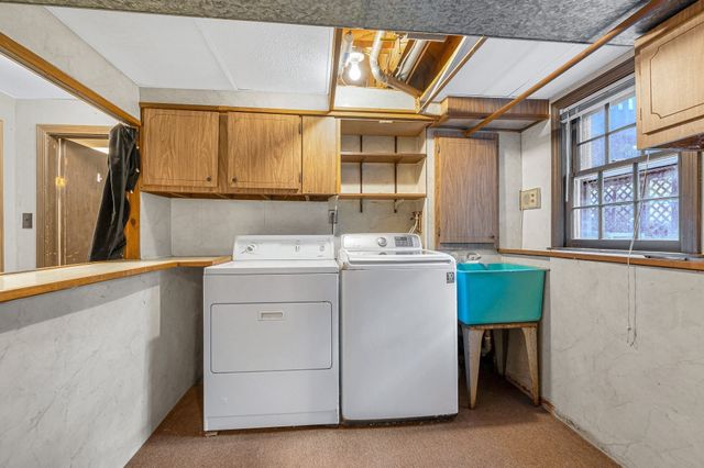15 Wagontrail Road, Chelmsford, MA 01824