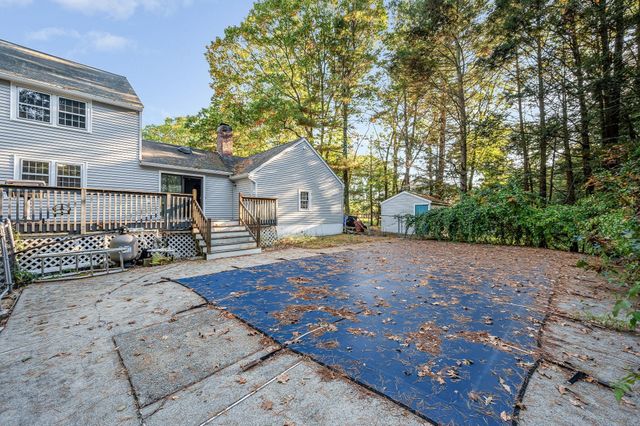 15 Wagontrail Road, Chelmsford, MA 01824