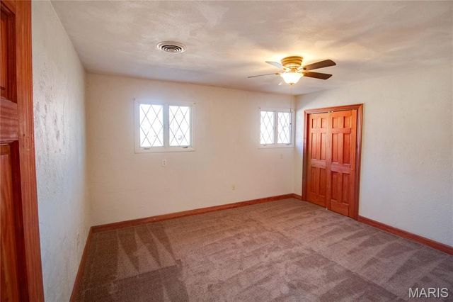 1155 Washington Avenue, Alton, IL 62002