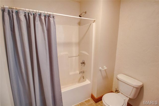 1155 Washington Avenue, Alton, IL 62002