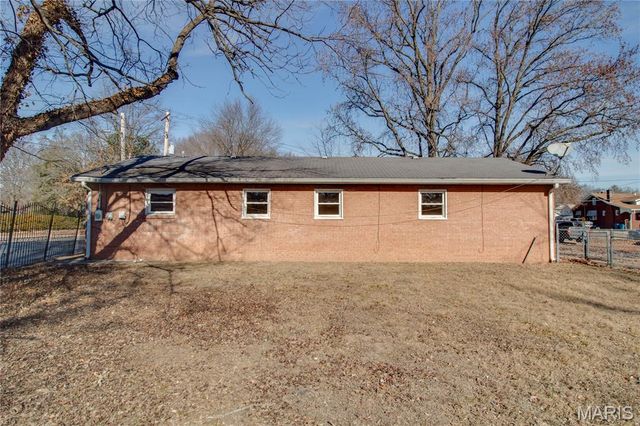 1155 Washington Avenue, Alton, IL 62002