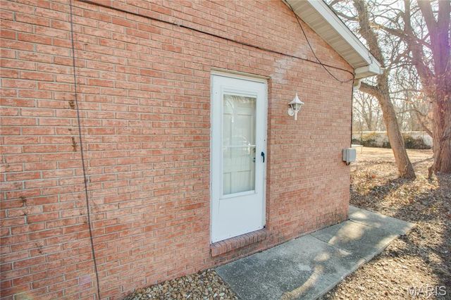 1155 Washington Avenue, Alton, IL 62002