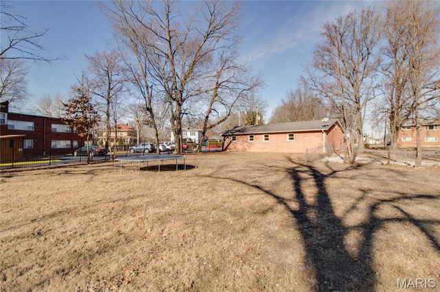 1155 Washington Avenue, Alton, IL 62002