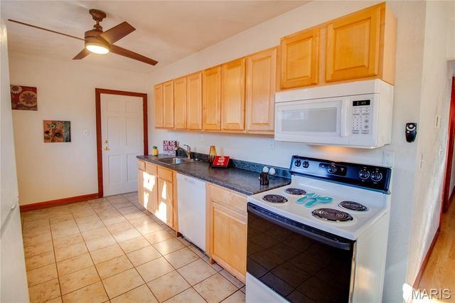 1155 Washington Avenue, Alton, IL 62002