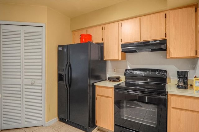 4605 GATE PLACE 05, Orlando, FL 32811