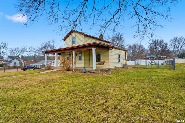 805 W MAIN Street, Elmwood, IL 61529