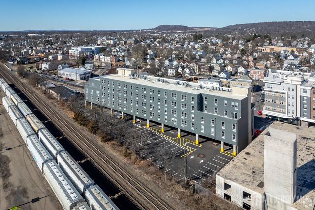 18 West Main Street 204, Bound Brook, NJ 08805