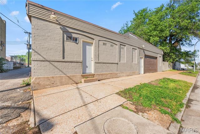 7300 Vermont Avenue, St Louis, MO 63111