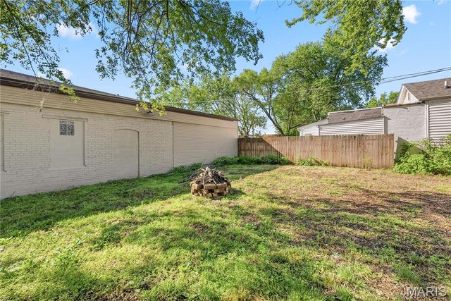 7300 Vermont Avenue, St Louis, MO 63111