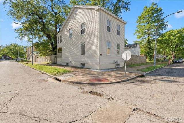 7300 Vermont Avenue, St Louis, MO 63111