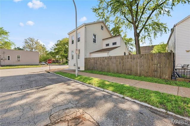 7300 Vermont Avenue, St Louis, MO 63111