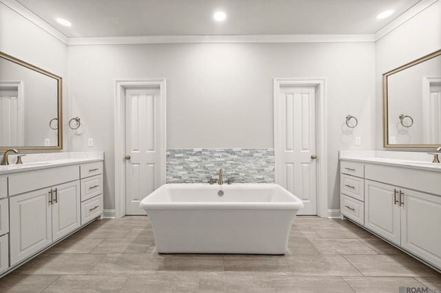 7203 Lillie Dr, Denham Springs, LA 70706