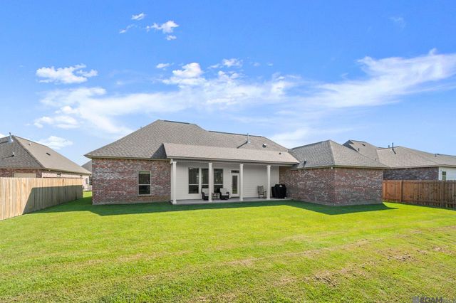 7203 Lillie Dr, Denham Springs, LA 70706