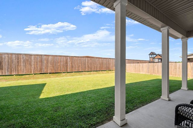 7203 Lillie Dr, Denham Springs, LA 70706