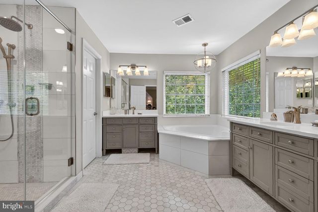 5028 SIGNATURE CT, Haymarket, VA 20169