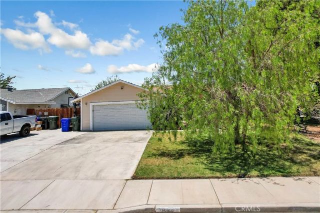 15166 Haddington Way, Victorville, CA 92394