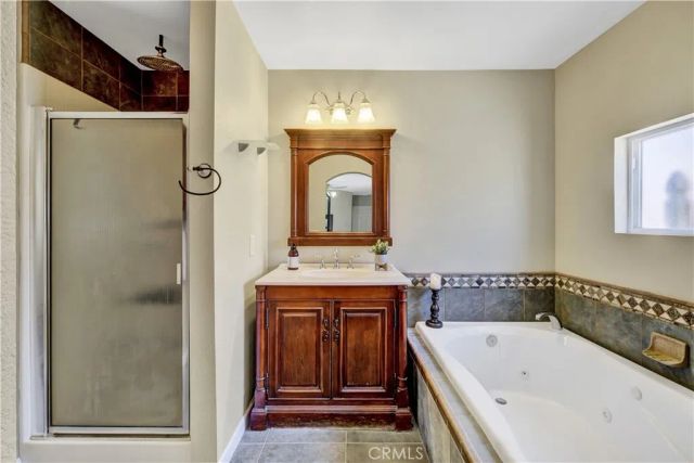 15166 Haddington Way, Victorville, CA 92394