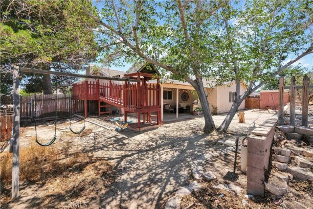 15166 Haddington Way, Victorville, CA 92394