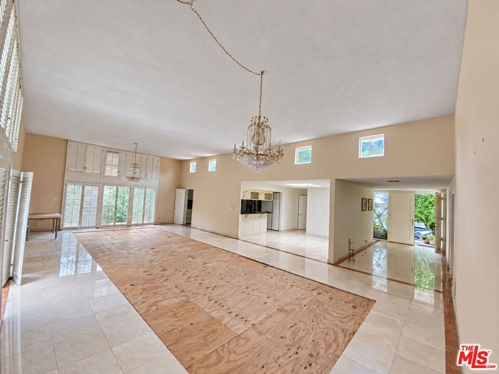 2043 San Ysidro Drive, Beverly Hills, CA 90210 — photo 4