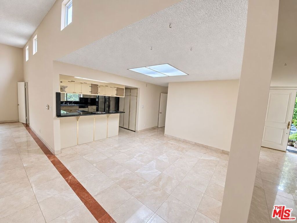 2043 San Ysidro Drive, Beverly Hills, CA 90210 — photo 5