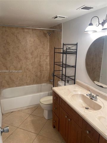 18330 NW 68th Ave G, Hialeah, FL 33015
