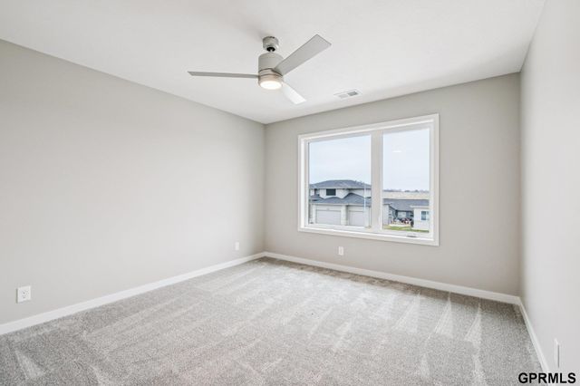 21143 Hartman Avenue, Elkhorn, NE 68022