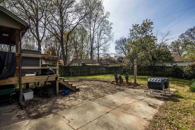 899 N BARKSDALE ST, Memphis, TN 38107