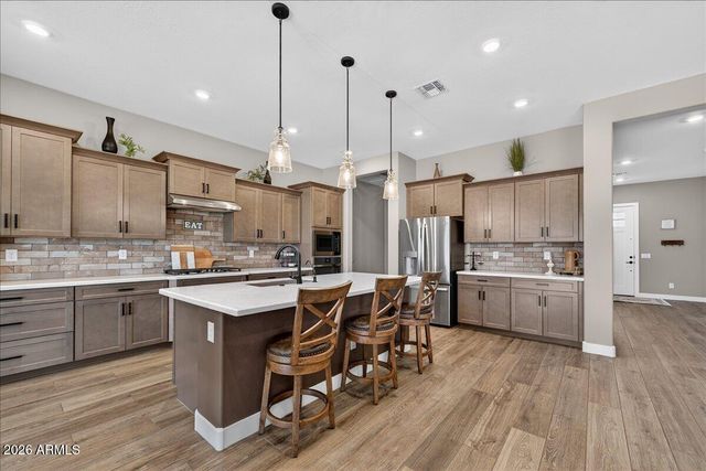 43423 N NATIONAL Court, New River, AZ 85087