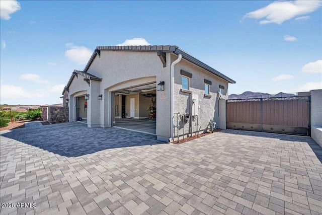 43423 N NATIONAL Court, New River, AZ 85087