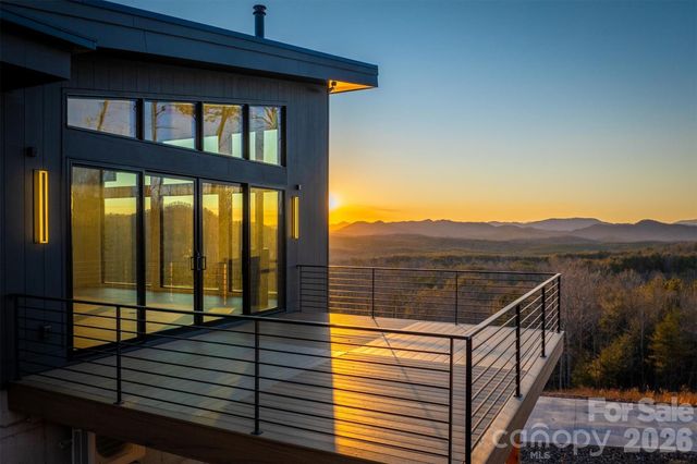 463 Summit Trail, Nebo, NC 28761