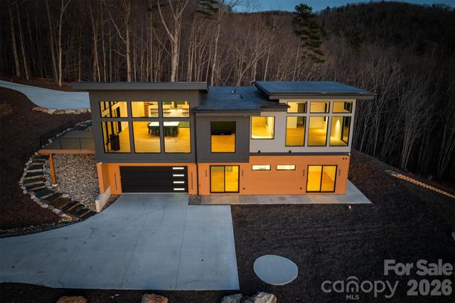 463 Summit Trail, Nebo, NC 28761