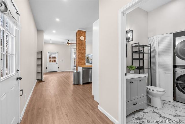 325 E 14TH Street, New Albany, IN 47150