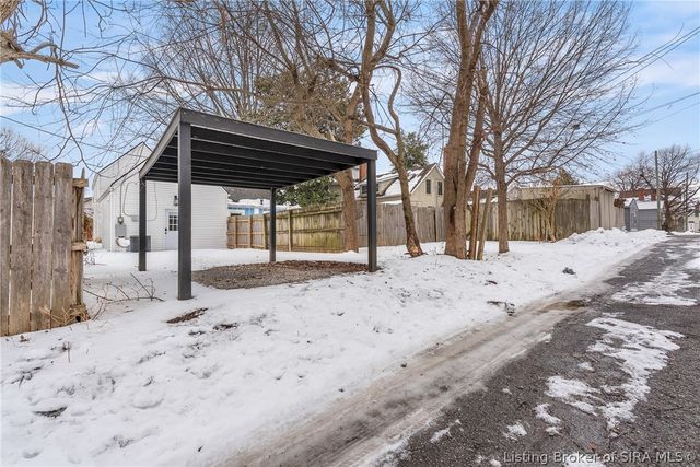 325 E 14TH Street, New Albany, IN 47150