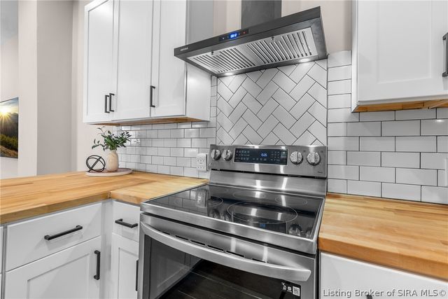 325 E 14TH Street, New Albany, IN 47150
