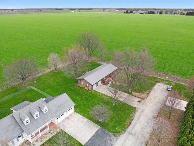 603 Broadway Avenue, White Pigeon, MI 49099